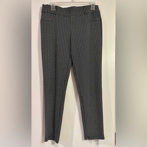 Maurice’s I AM SMART women’s Black and White Patterned pull on Pants